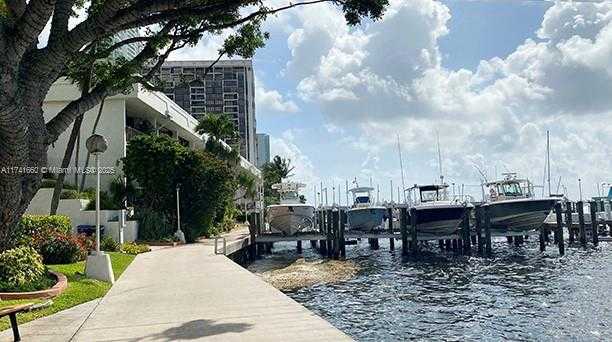 Small Image of 1915 BRICKELL AVE #CC6, Miami Number 22