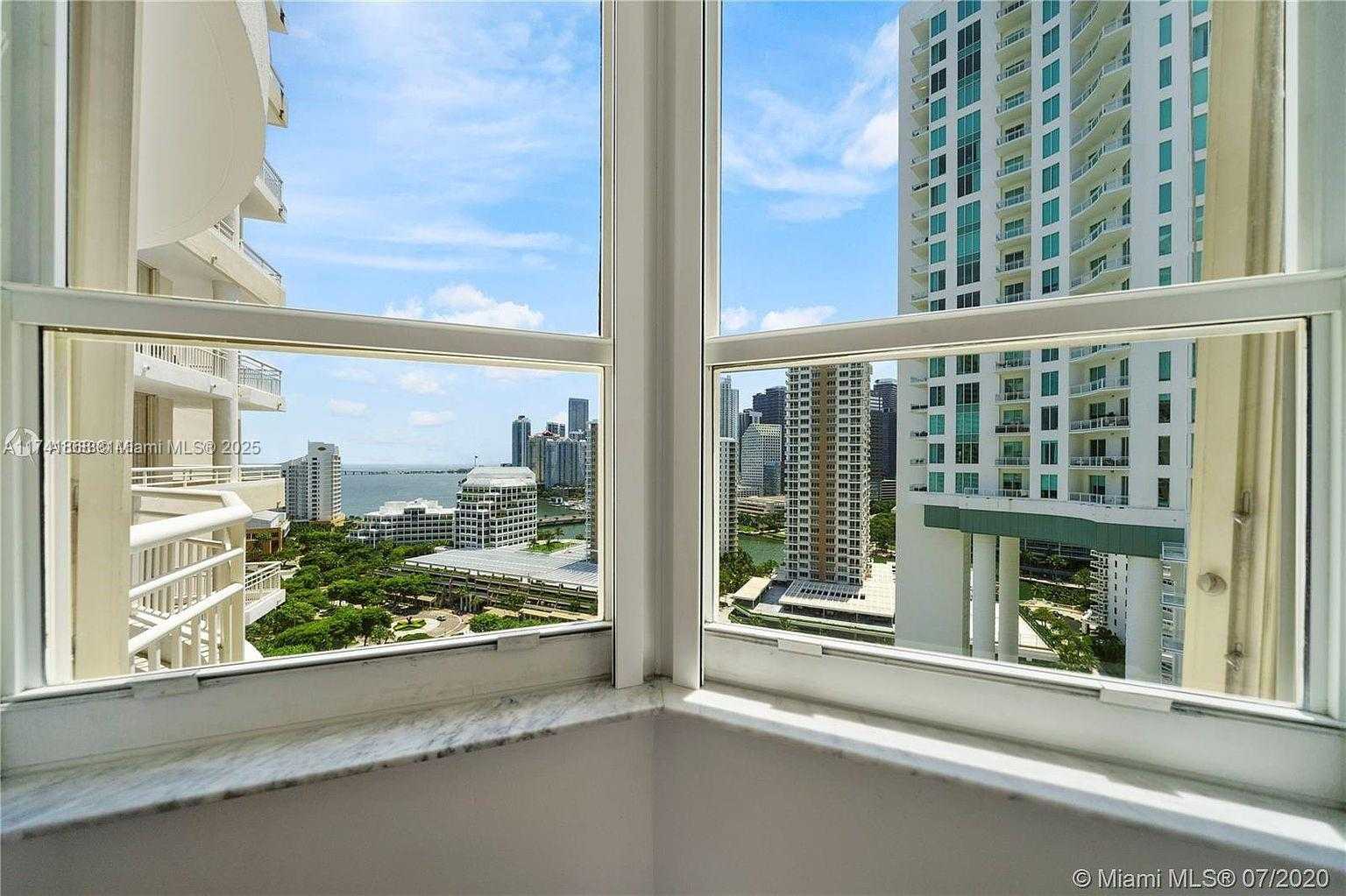 Small Image of 888 BRICKELL KEY DR #600, Miami Number 9