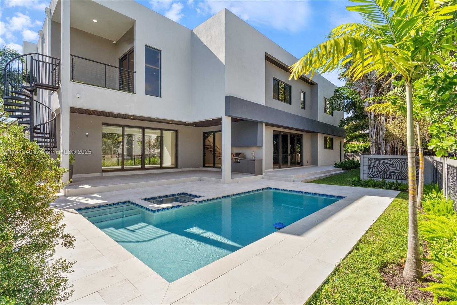 Small Image of 801 SOUTH EAST 11TH CT, Fort Lauderdale Number 13