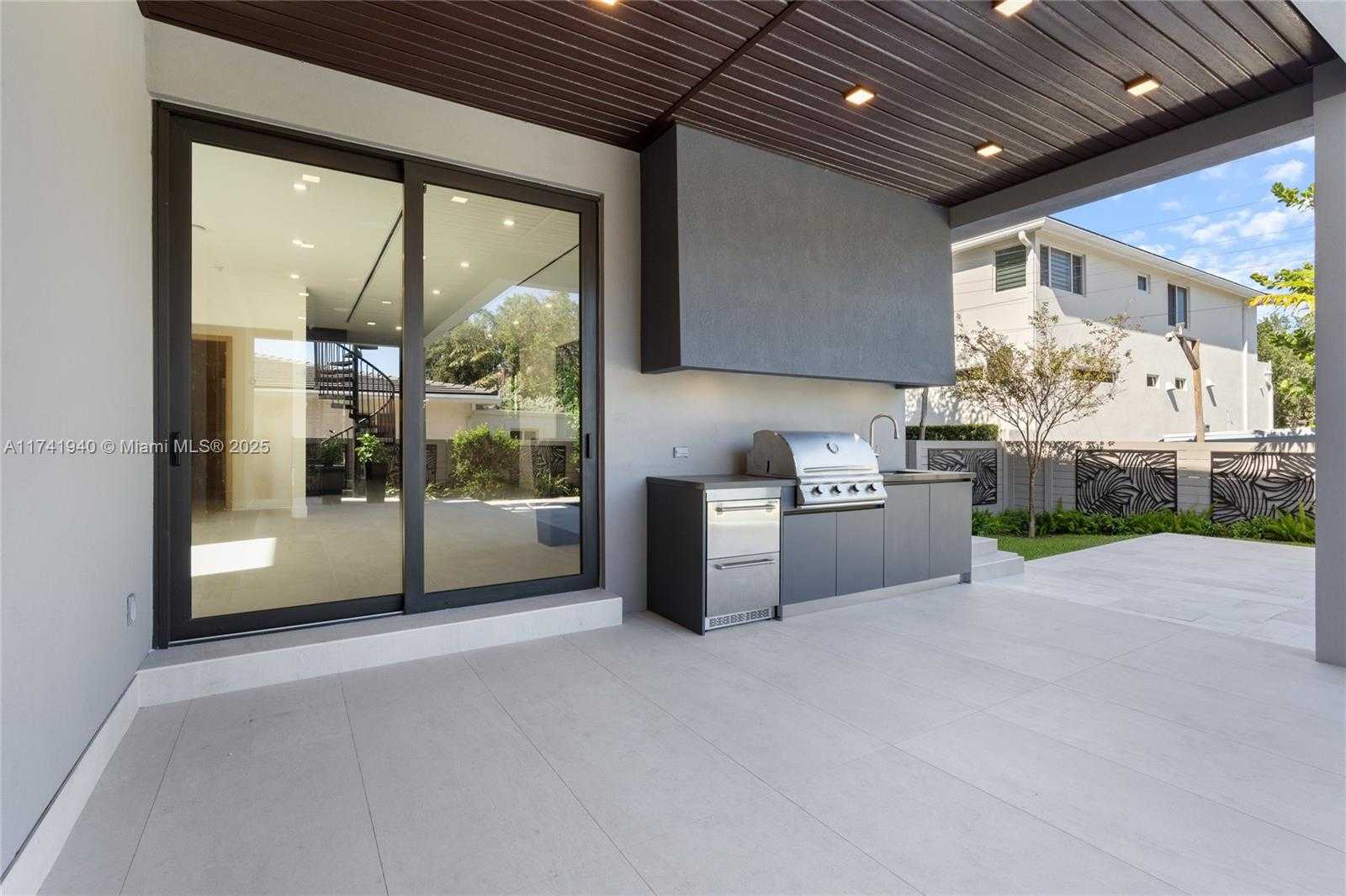 Small Image of 801 SOUTH EAST 11TH CT, Fort Lauderdale Number 16