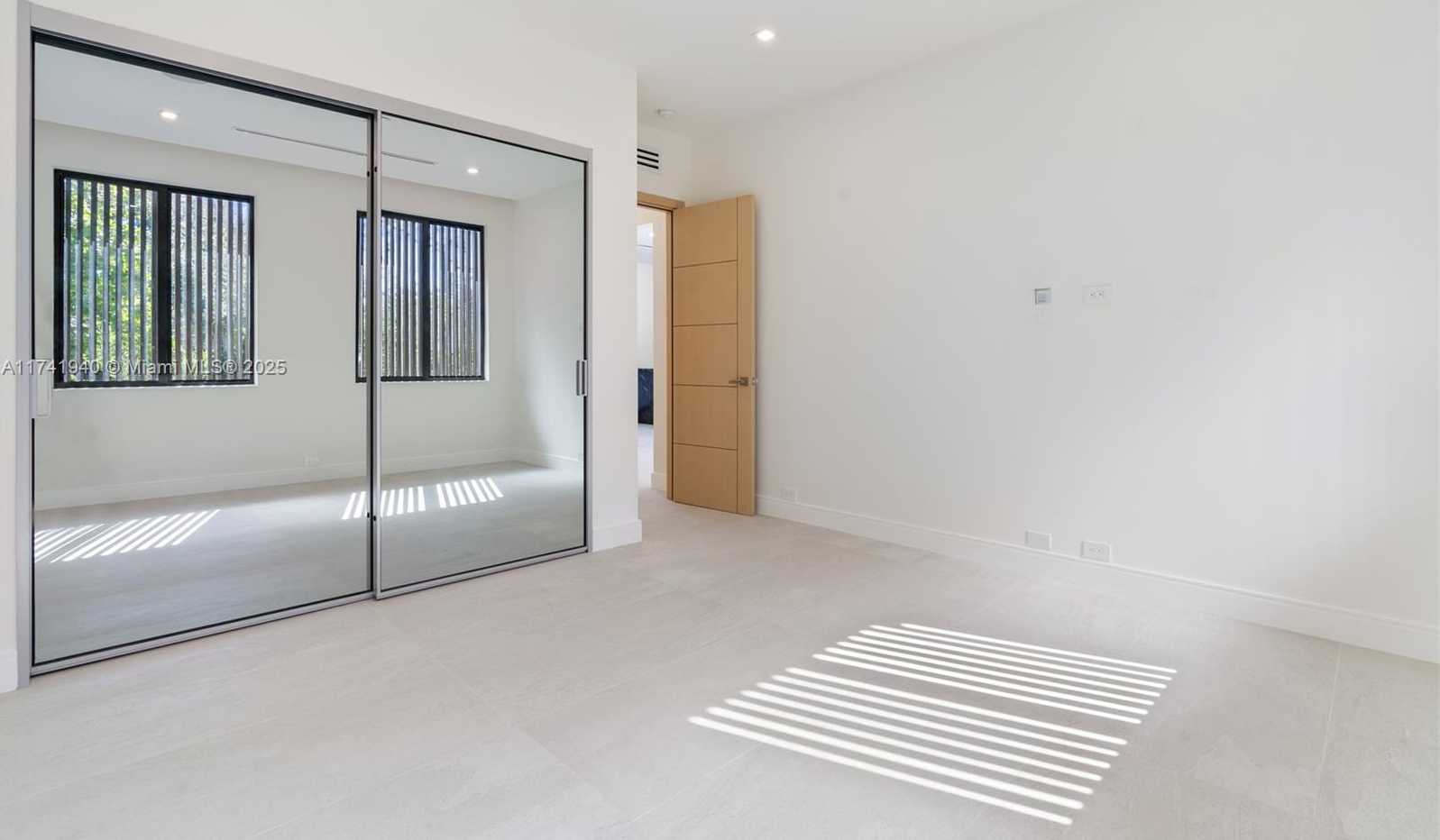 Small Image of 801 SOUTH EAST 11TH CT, Fort Lauderdale Number 24