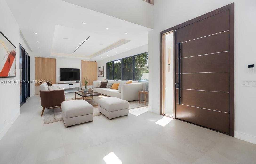 Small Image of 801 SOUTH EAST 11TH CT, Fort Lauderdale Number 6