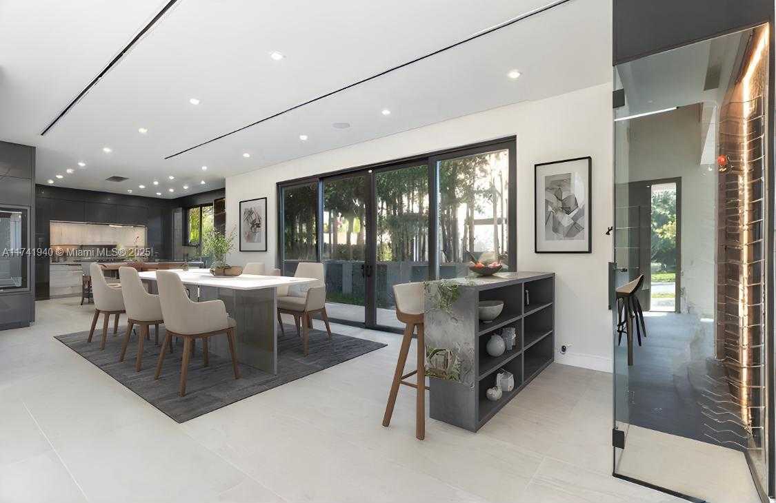Small Image of 801 SOUTH EAST 11TH CT, Fort Lauderdale Number 9