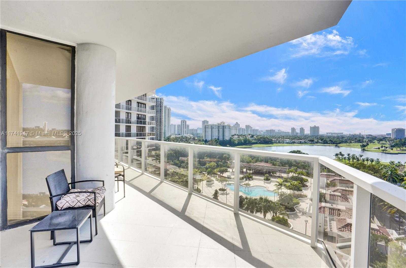 Small Image of 20281 EAST COUNTRY CLUB DR #801, Aventura Number 11