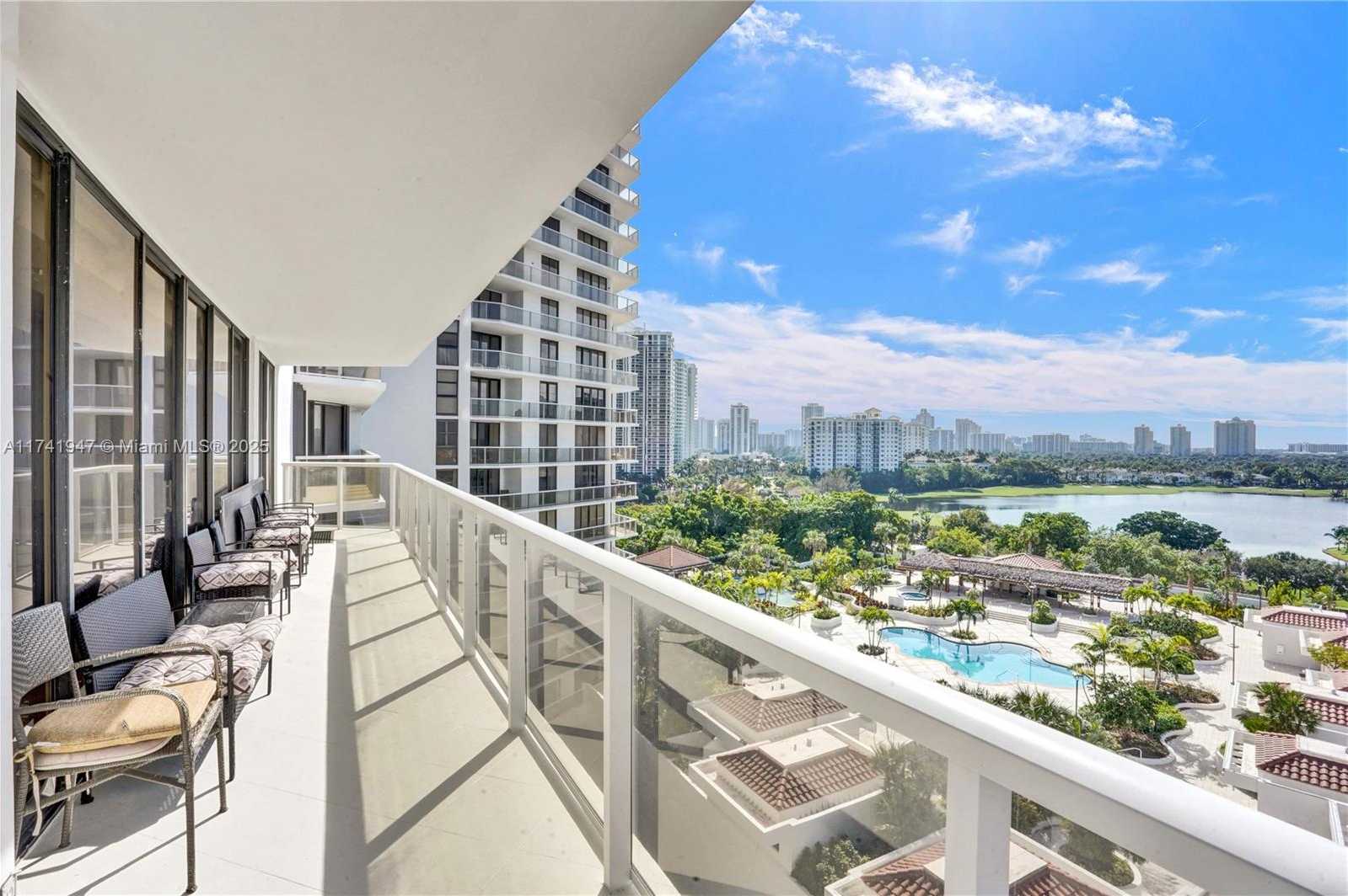 Small Image of 20281 EAST COUNTRY CLUB DR #801, Aventura Number 12