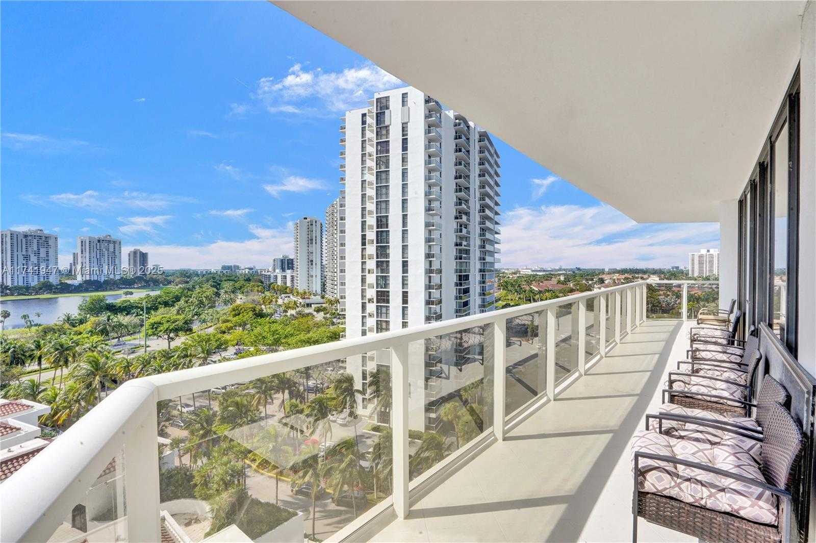 Small Image of 20281 EAST COUNTRY CLUB DR #801, Aventura Number 13