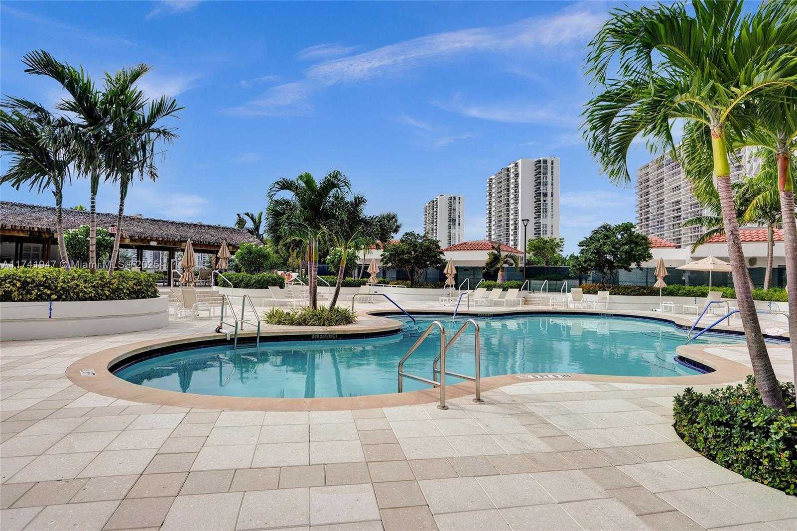 Small Image of 20281 EAST COUNTRY CLUB DR #801, Aventura Number 30