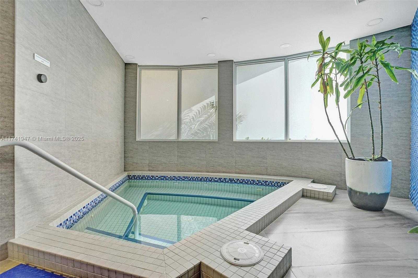 Small Image of 20281 EAST COUNTRY CLUB DR #801, Aventura Number 46