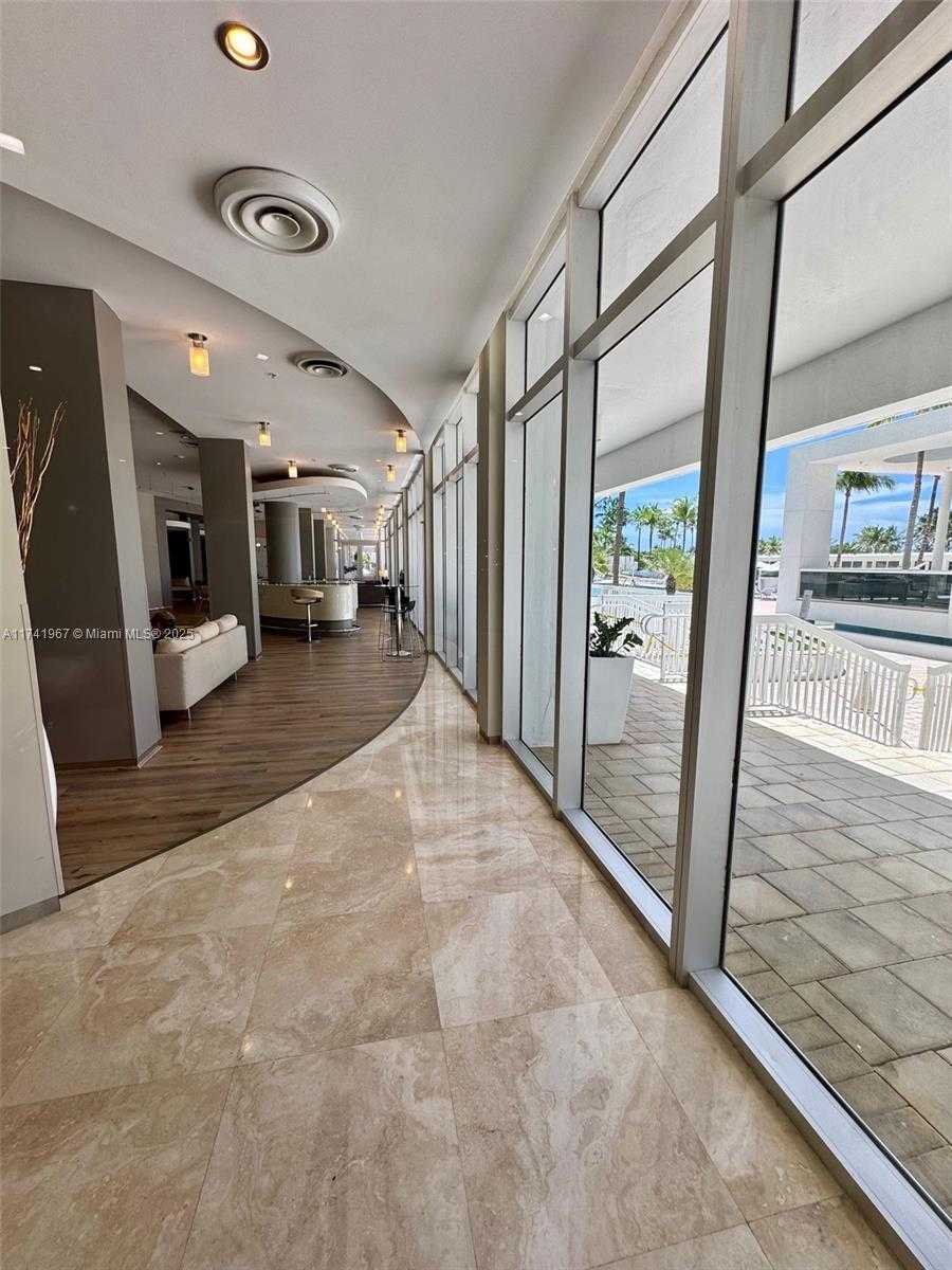 Small Image of 10275 COLLINS AVE #316, Bal Harbour Number 38