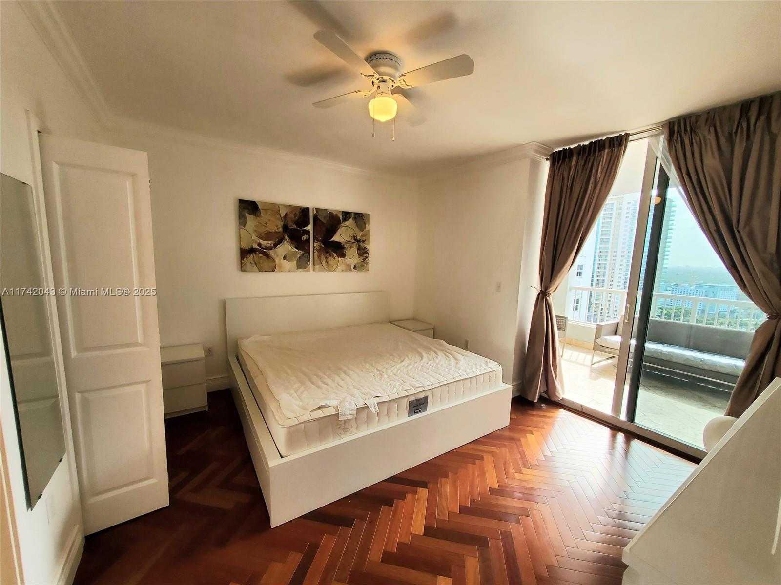 Small Image of 170 SOUTH EAST 14TH ST #2705, Miami Number 29
