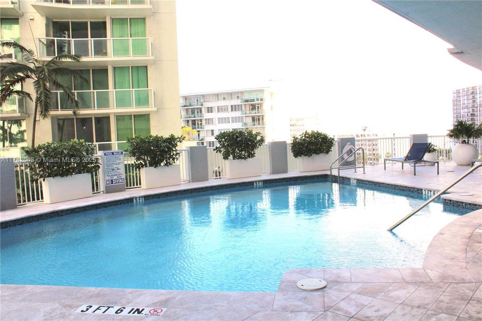 Small Image of 170 SOUTH EAST 14TH ST #2705, Miami Number 34