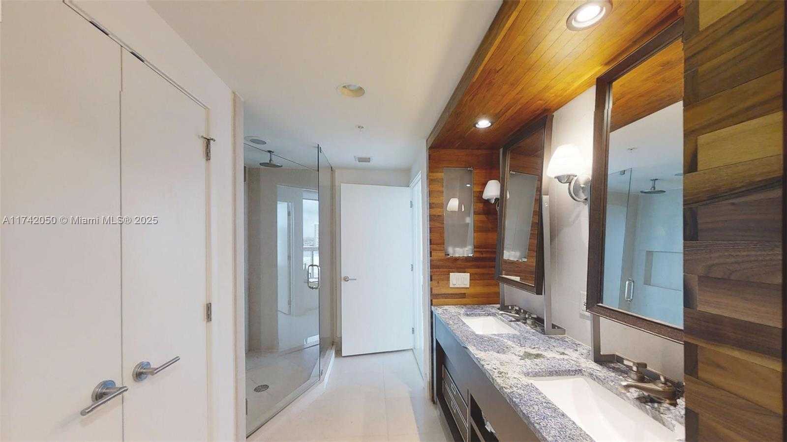 Small Image of 6899 COLLINS AVE #909, Miami Beach Number 11