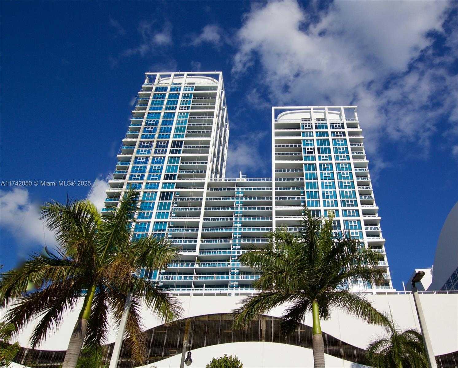 Small Image of 6899 COLLINS AVE #909, Miami Beach Number 18