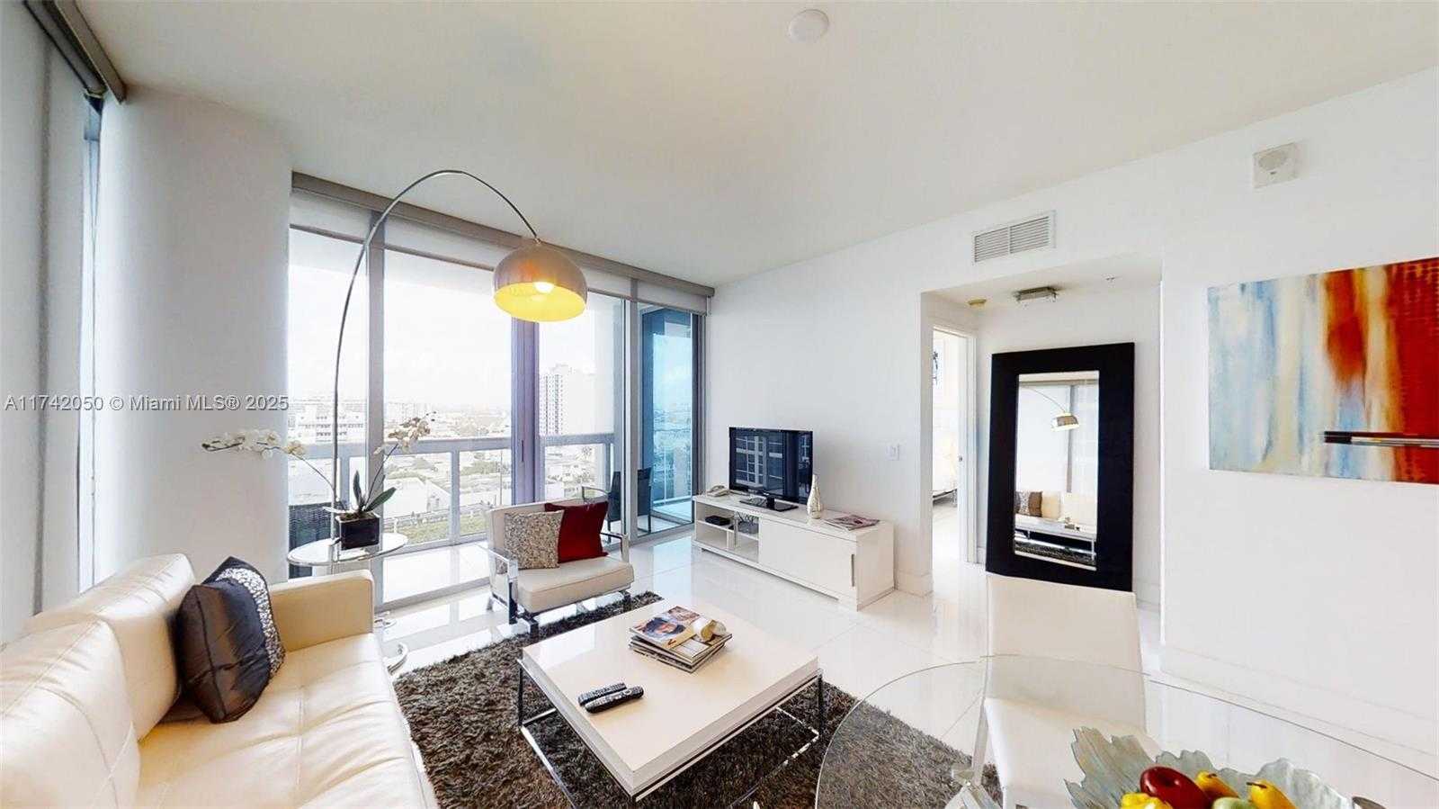 Small Image of 6899 COLLINS AVE #909, Miami Beach Number 5