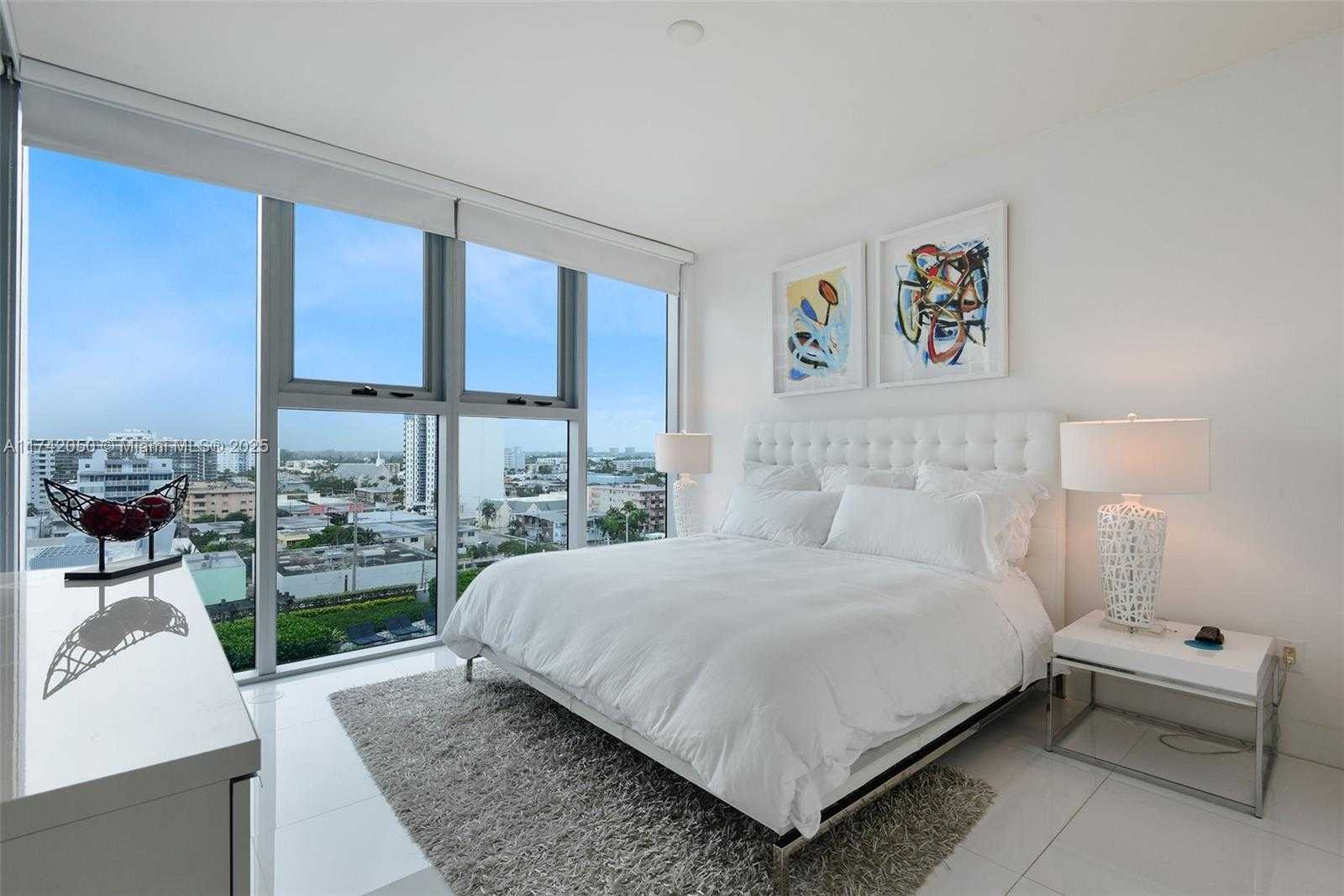 Small Image of 6899 COLLINS AVE #909, Miami Beach Number 7