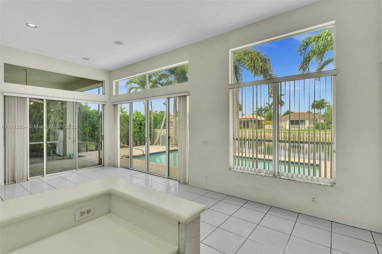 Small Image of 18579 HARBOR LIGHT WAY, Boca Raton Number 11