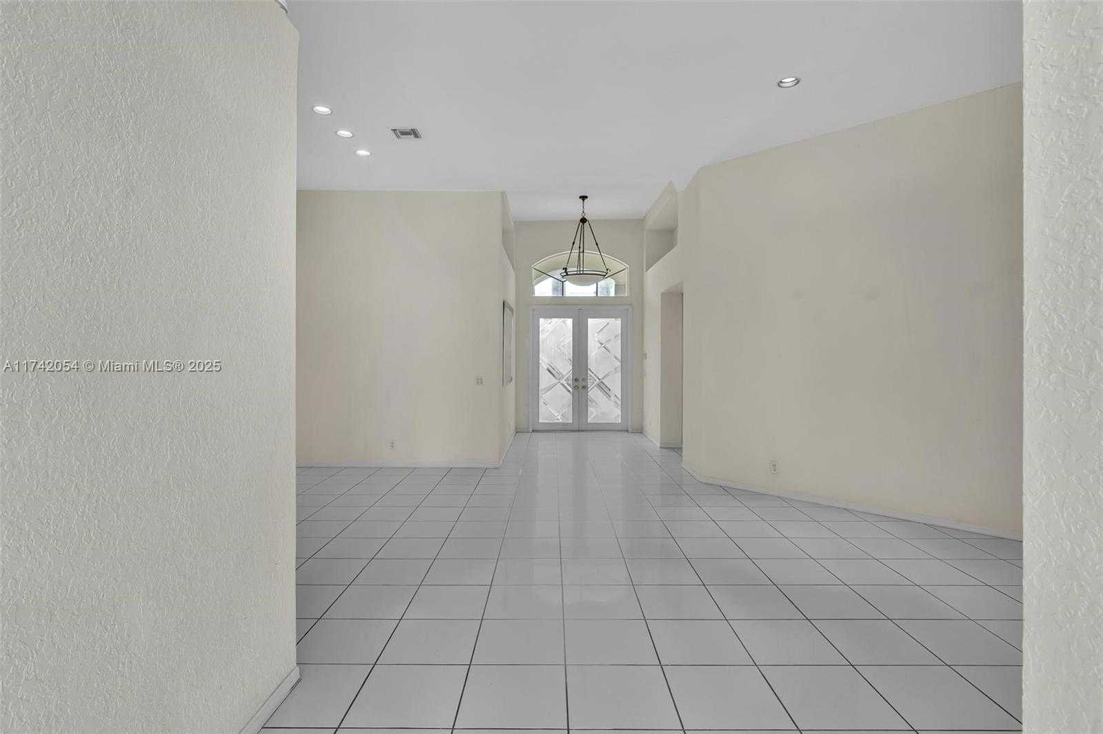 Small Image of 18579 HARBOR LIGHT WAY, Boca Raton Number 18