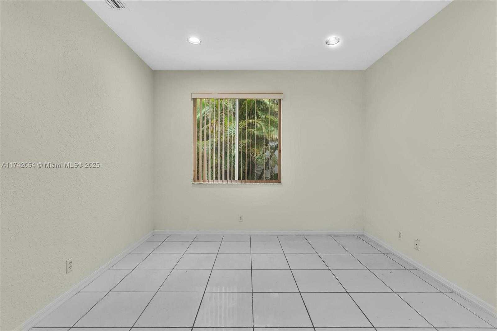 Small Image of 18579 HARBOR LIGHT WAY, Boca Raton Number 23