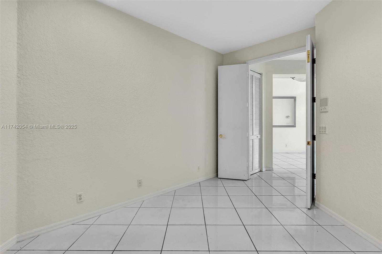Small Image of 18579 HARBOR LIGHT WAY, Boca Raton Number 27