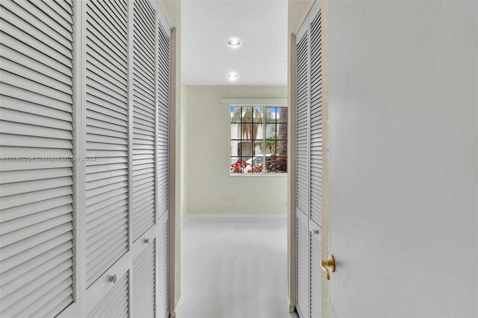 Small Image of 18579 HARBOR LIGHT WAY, Boca Raton Number 31