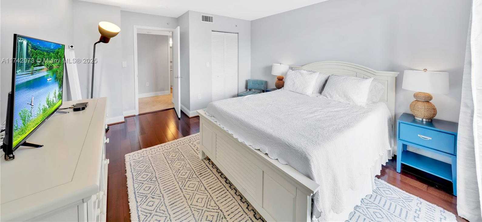 Small Image of 90 ALTON RD #301, Miami Beach Number 8
