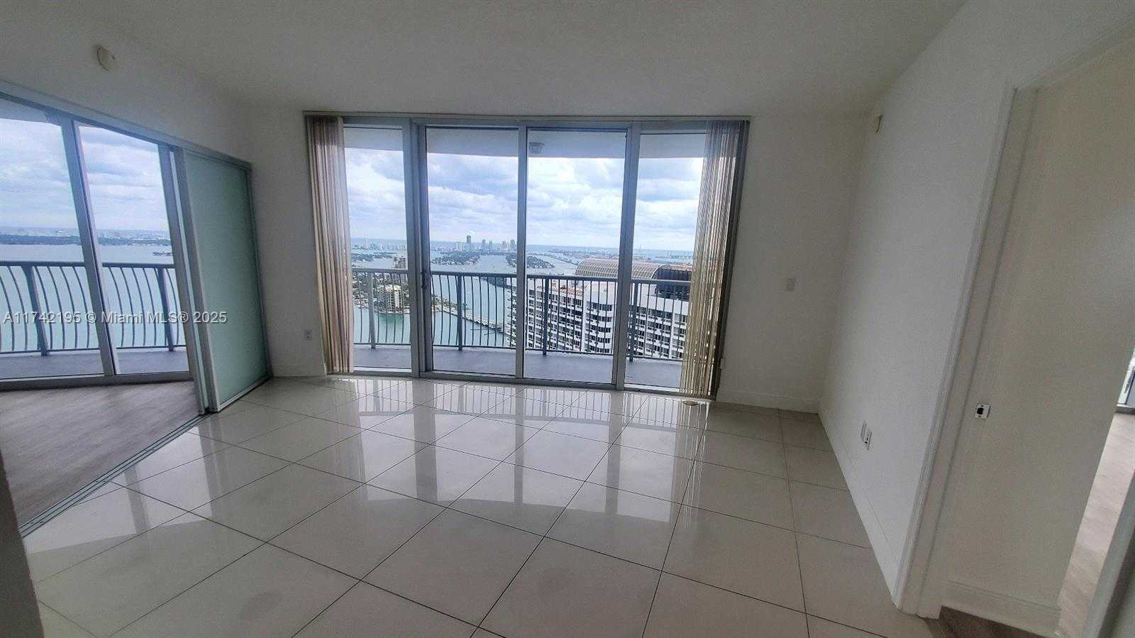 Small Image of 1750 NORTH BAYSHORE DR #4402, Miami Number 6