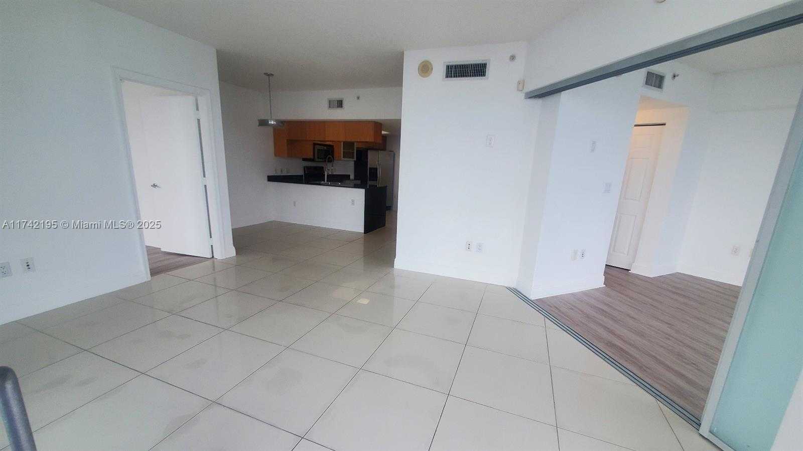Small Image of 1750 NORTH BAYSHORE DR #4402, Miami Number 9