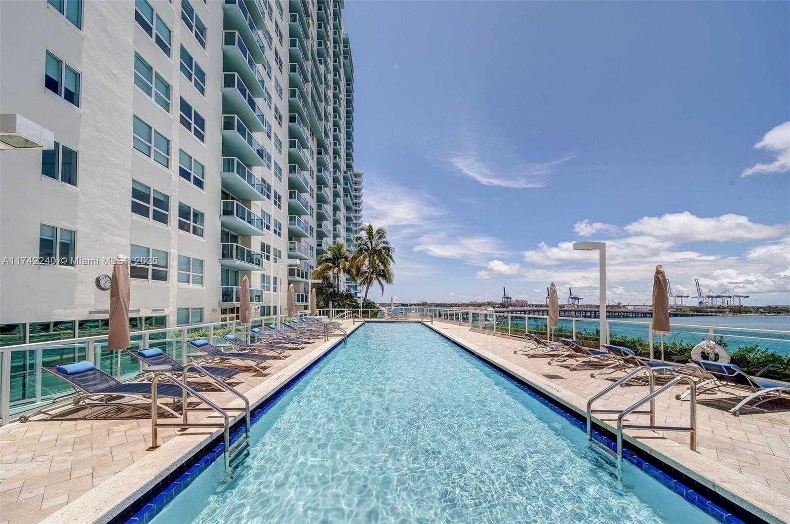 Small Image of 650 WEST AVE #2511, Miami Beach Number 34