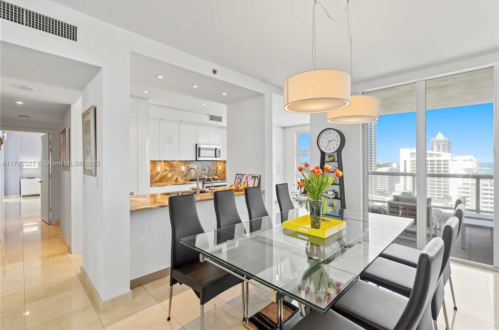 Small Image of 4201 COLLINS AVE #2002, Miami Beach Number 16