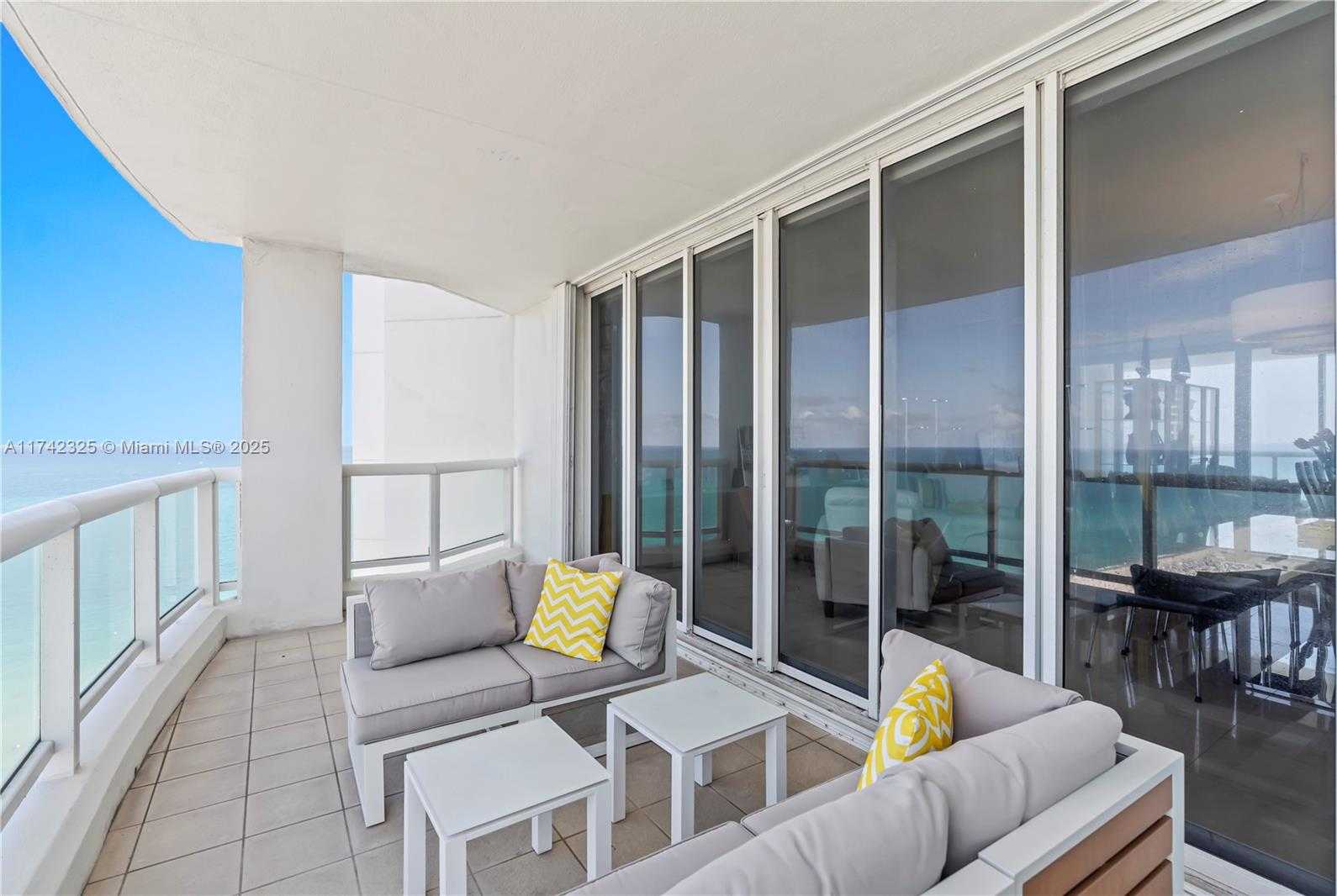 Small Image of 4201 COLLINS AVE #2002, Miami Beach Number 45