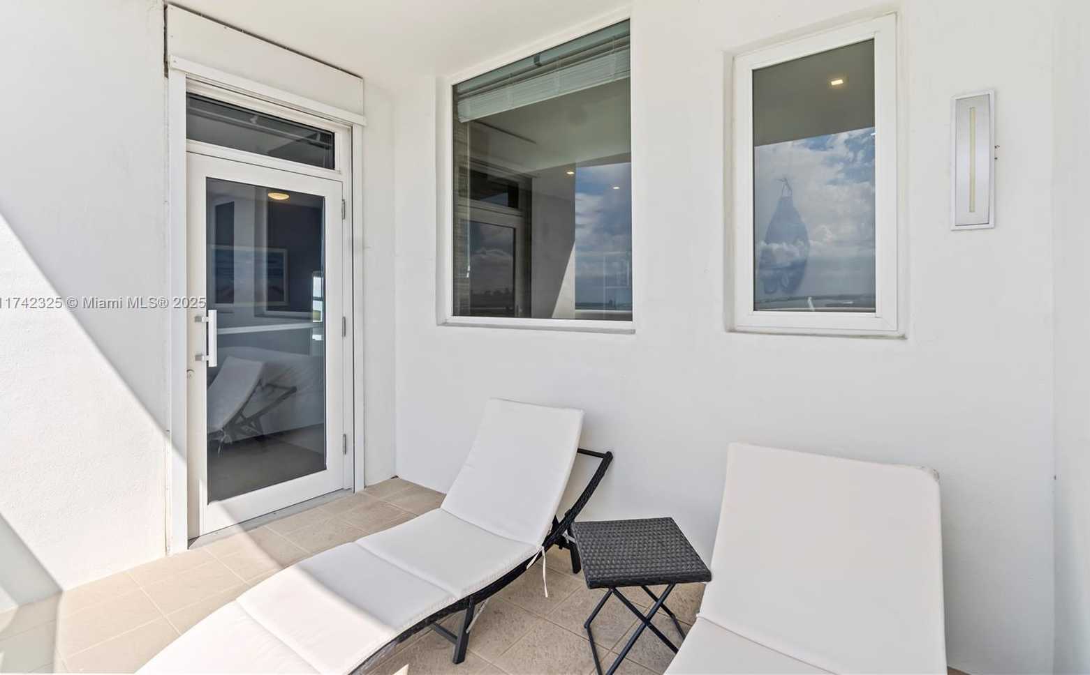 Small Image of 4201 COLLINS AVE #2002, Miami Beach Number 46
