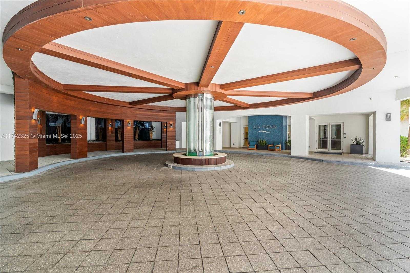 Small Image of 4201 COLLINS AVE #2002, Miami Beach Number 55