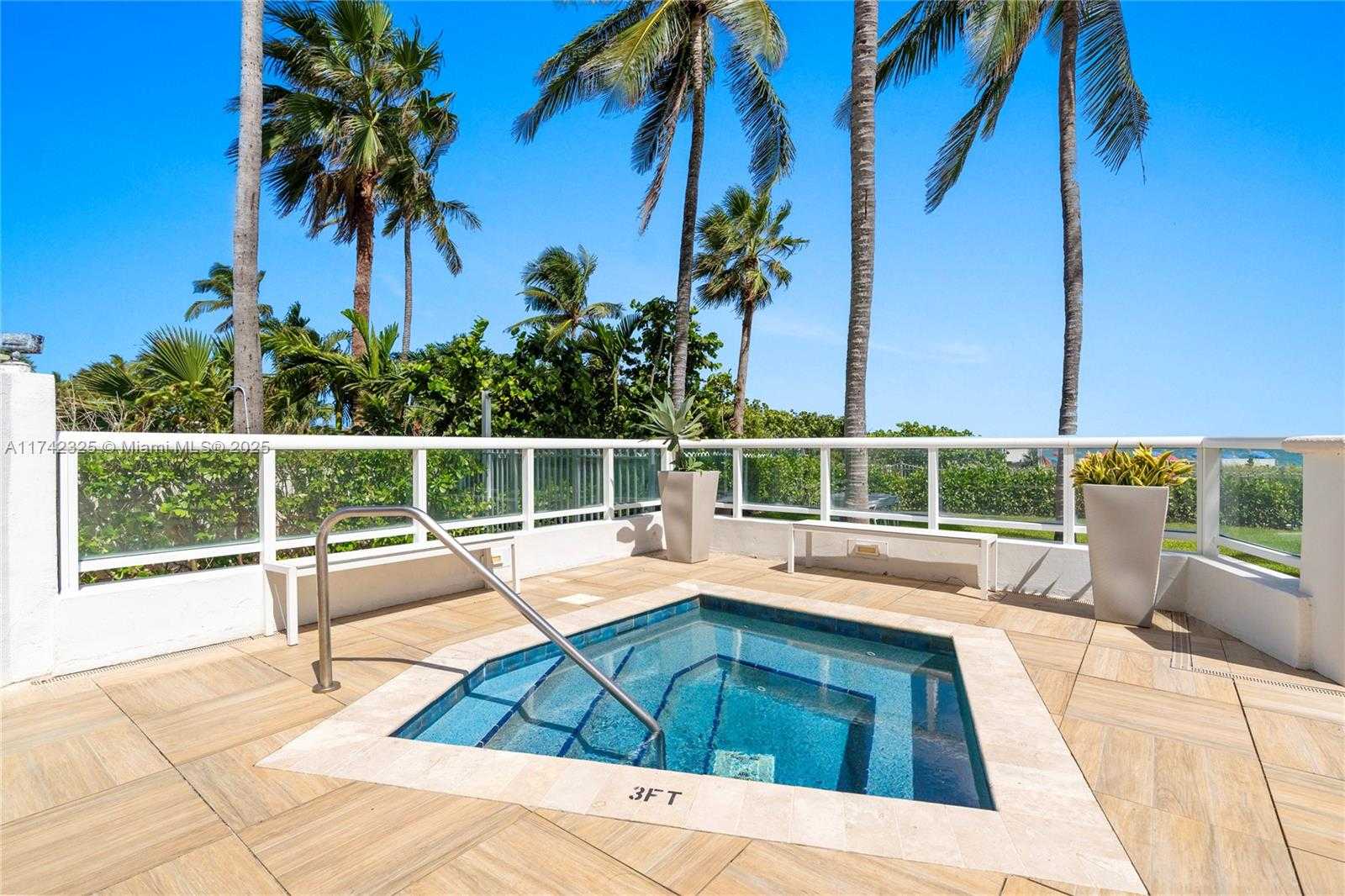Small Image of 4201 COLLINS AVE #2002, Miami Beach Number 65