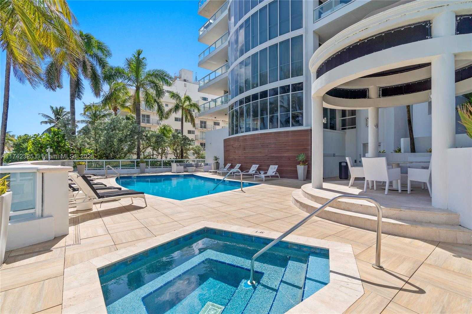 Small Image of 4201 COLLINS AVE #2002, Miami Beach Number 66