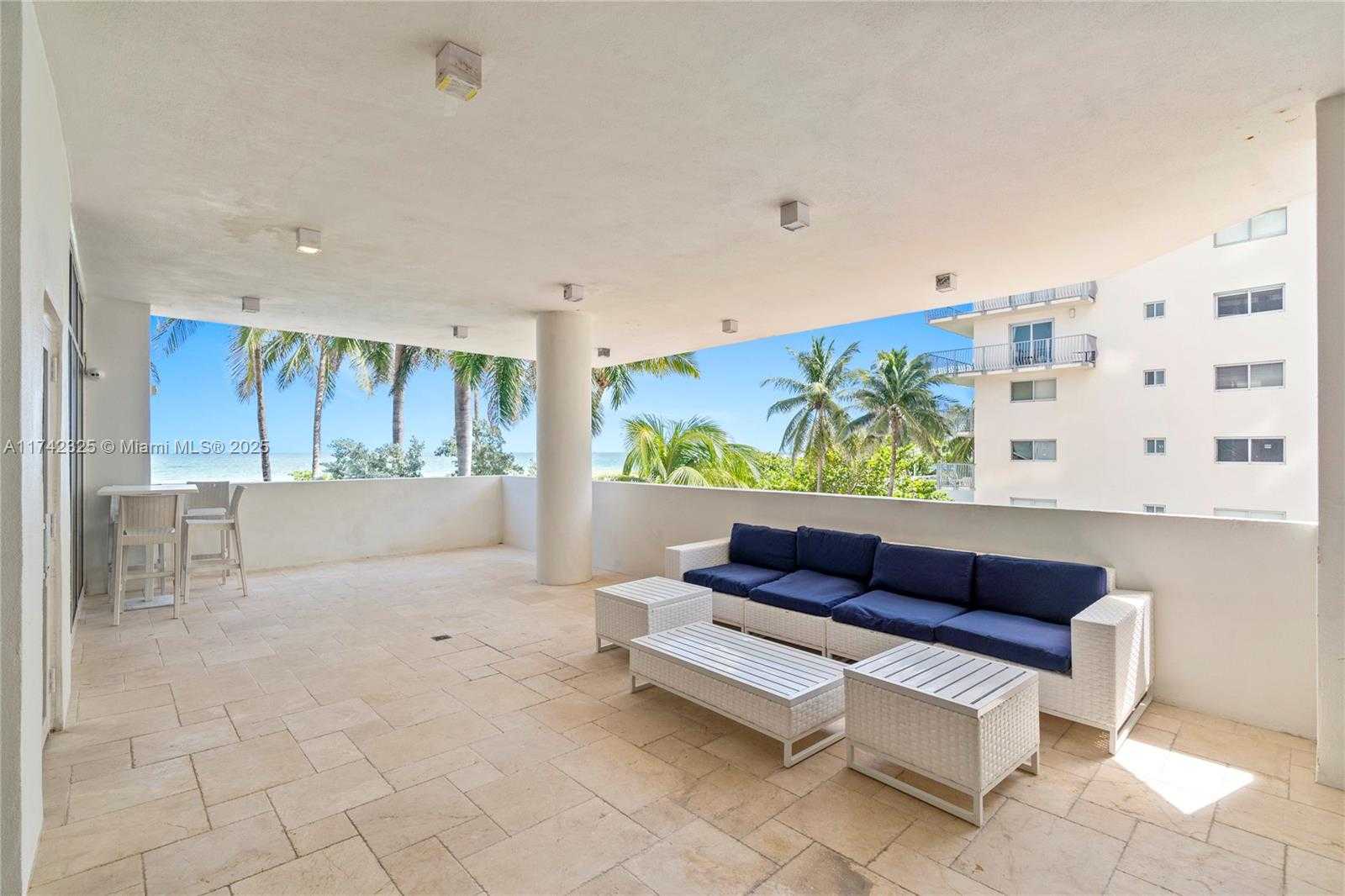 Small Image of 4201 COLLINS AVE #2002, Miami Beach Number 69