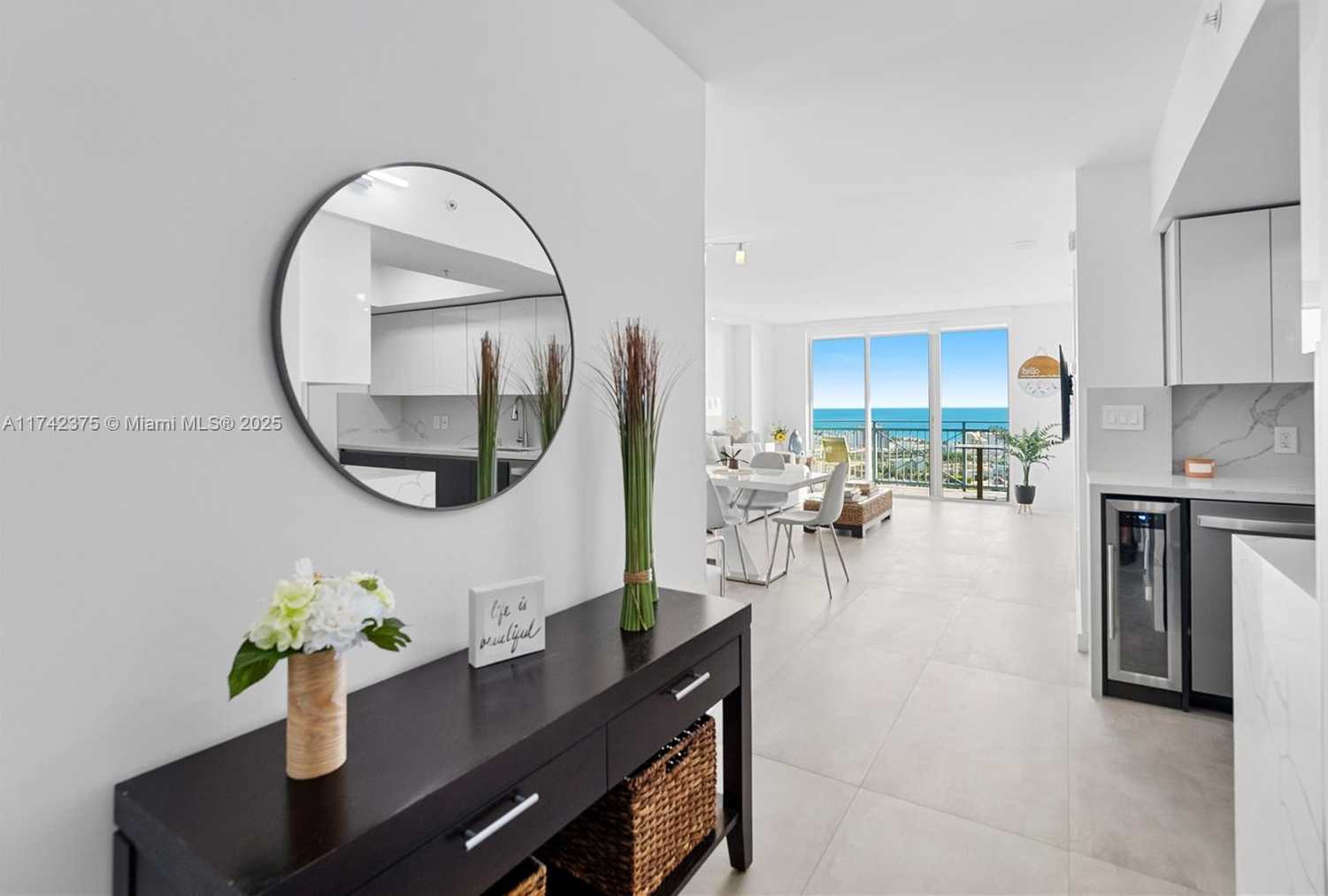 Small Image of 90 ALTON RD #2505, Miami Beach Number 3