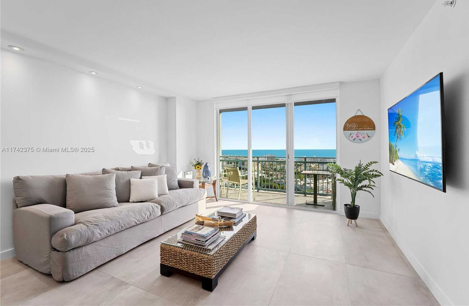 Small Image of 90 ALTON RD #2505, Miami Beach Number 4