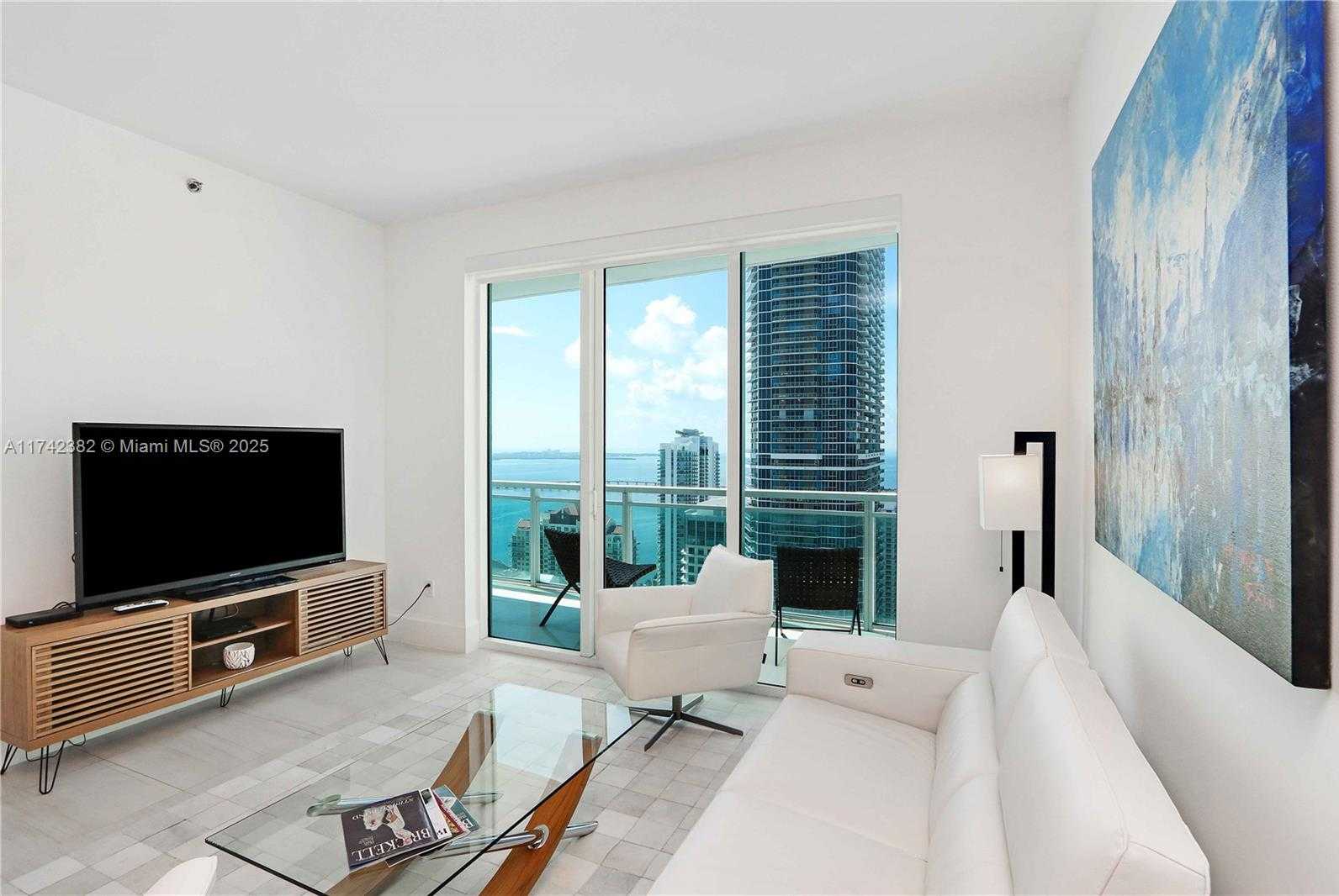 Small Image of 950 BRICKELL BAY DR #4905, Miami Number 7