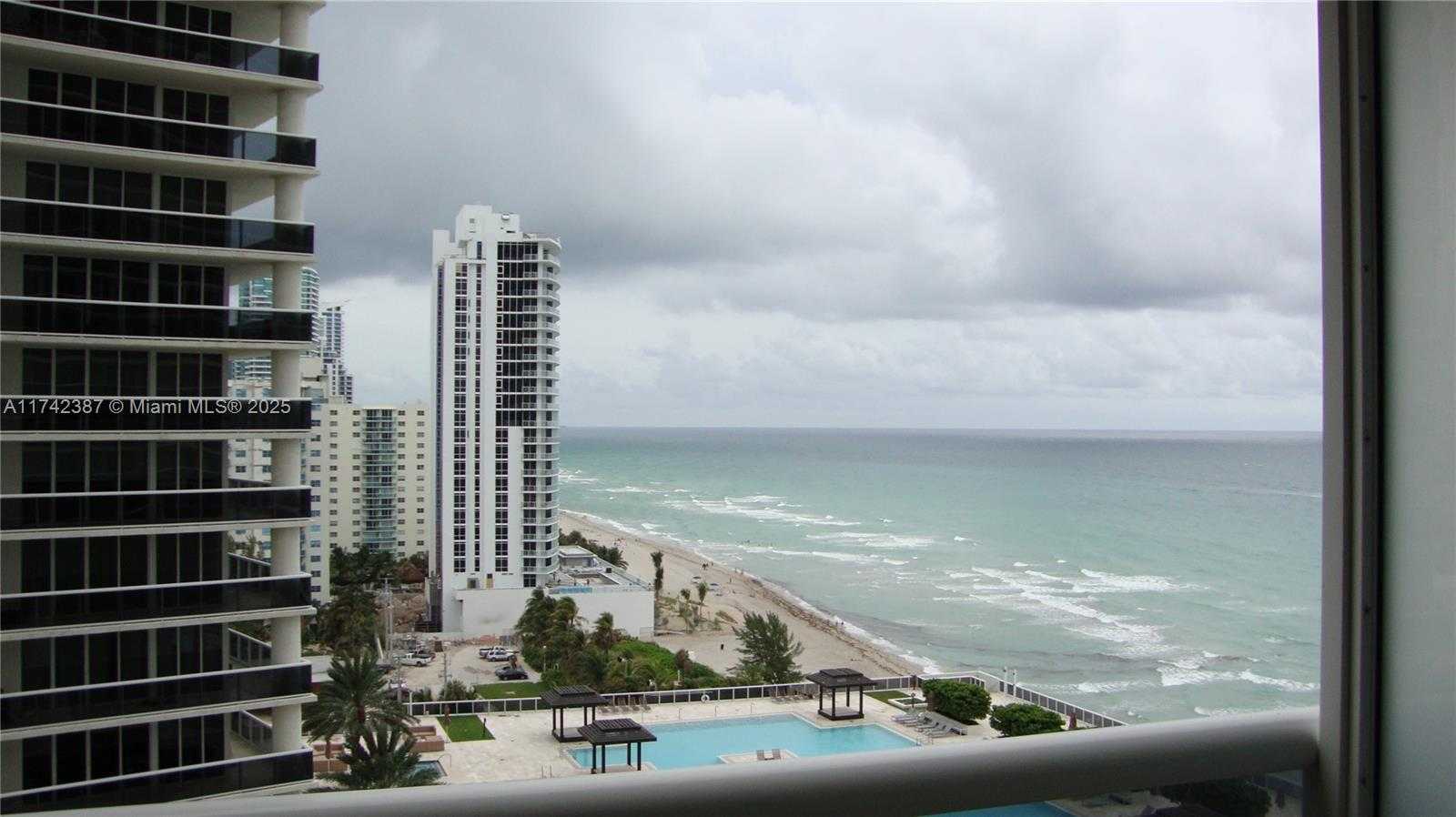 Small Image of 1830 SOUTH OCEAN DR #2503, Hallandale Beach Number 23