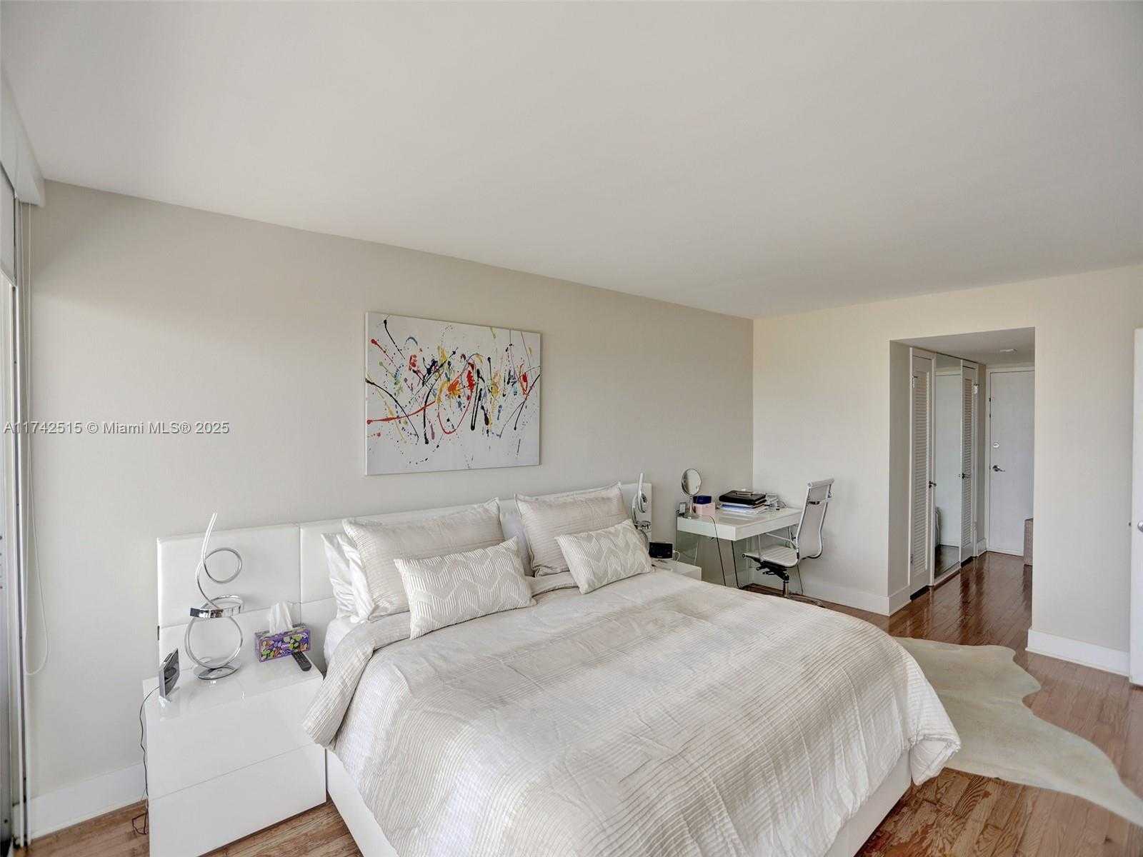Small Image of 18011 BISCAYNE BLVD #1904, Aventura Number 14