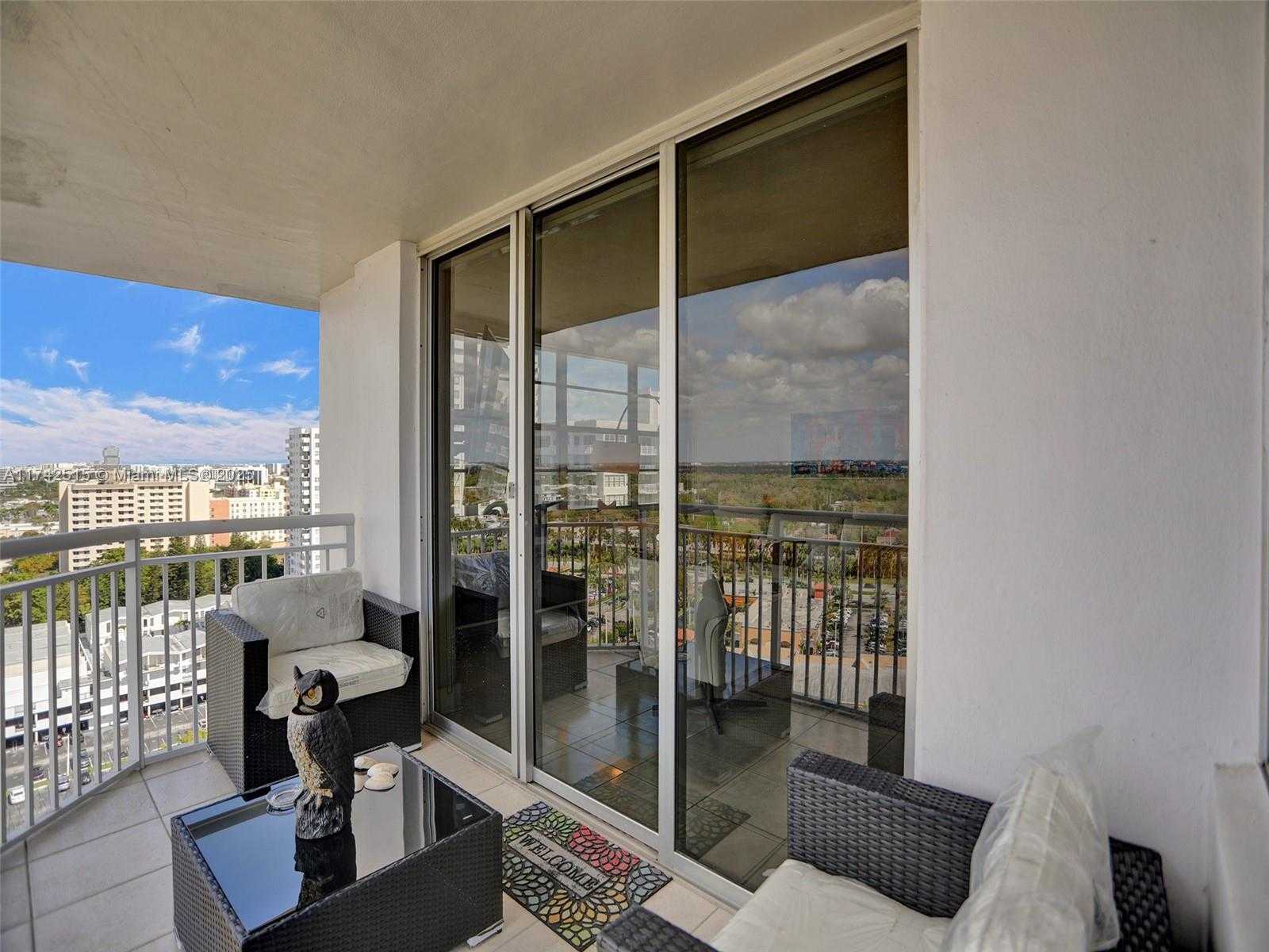 Small Image of 18011 BISCAYNE BLVD #1904, Aventura Number 22