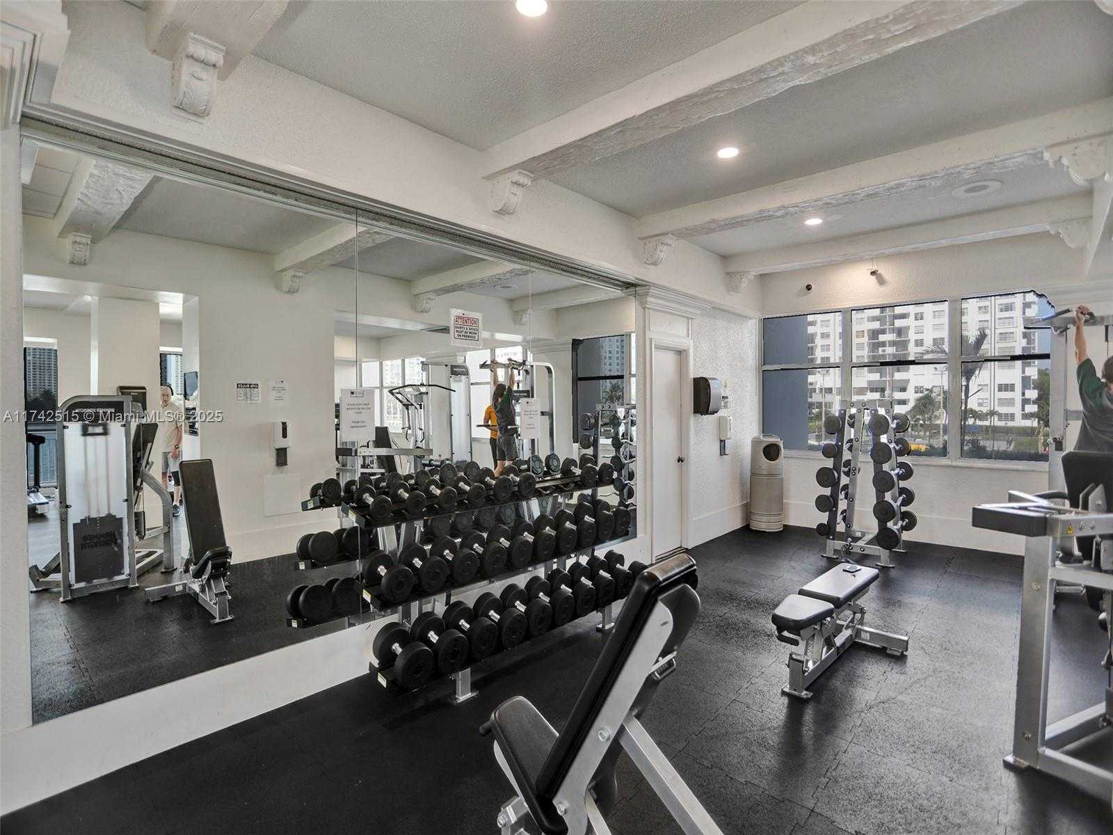 Small Image of 18011 BISCAYNE BLVD #1904, Aventura Number 33