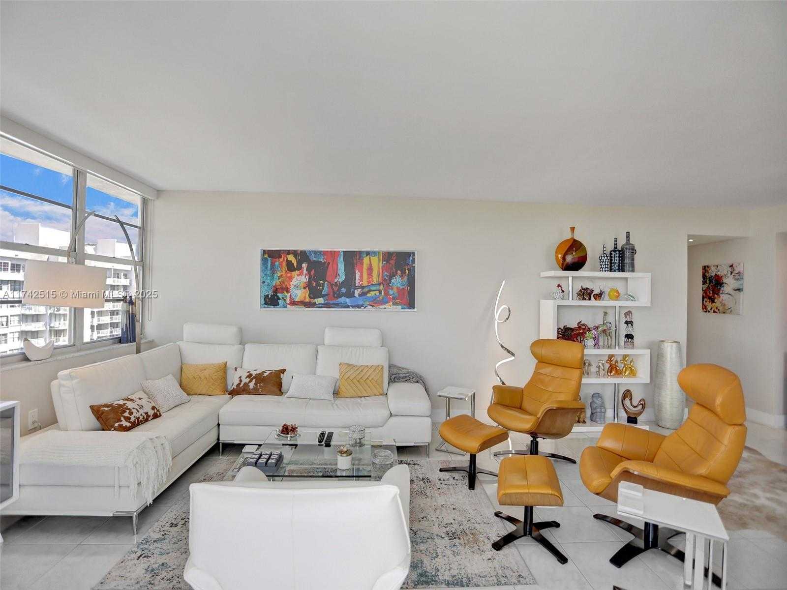 Small Image of 18011 BISCAYNE BLVD #1904, Aventura Number 4