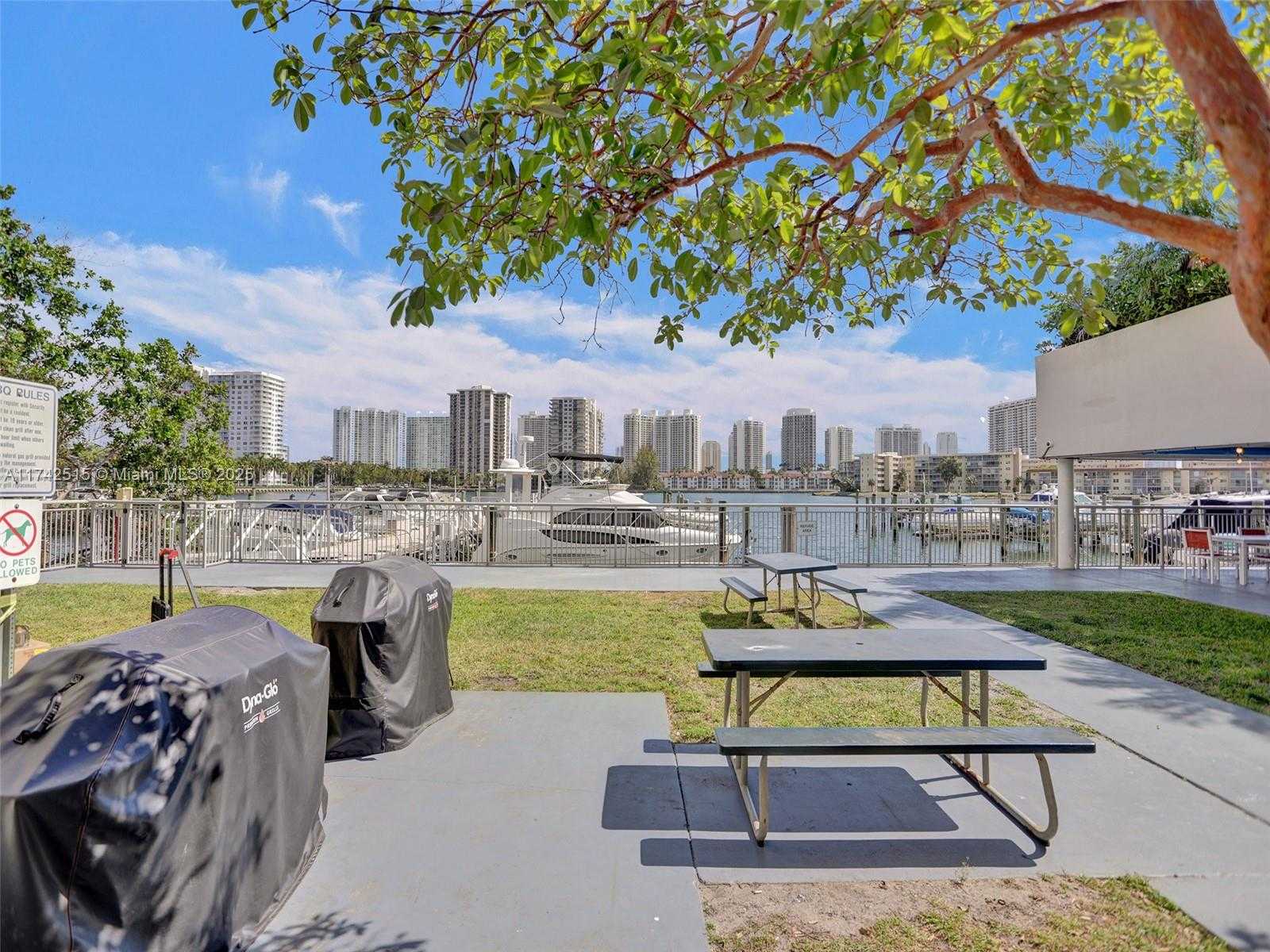 Small Image of 18011 BISCAYNE BLVD #1904, Aventura Number 41