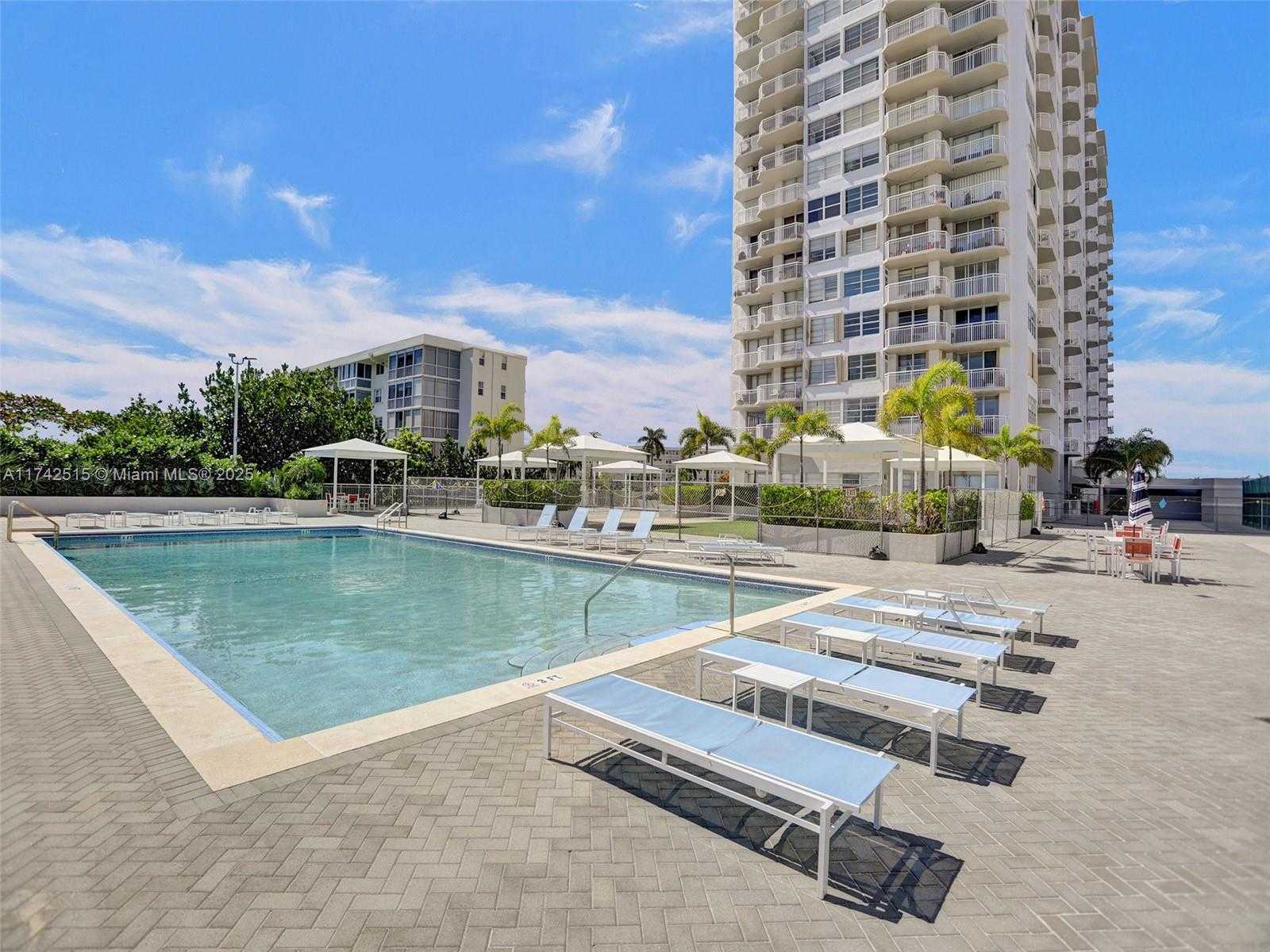 Small Image of 18011 BISCAYNE BLVD #1904, Aventura Number 42