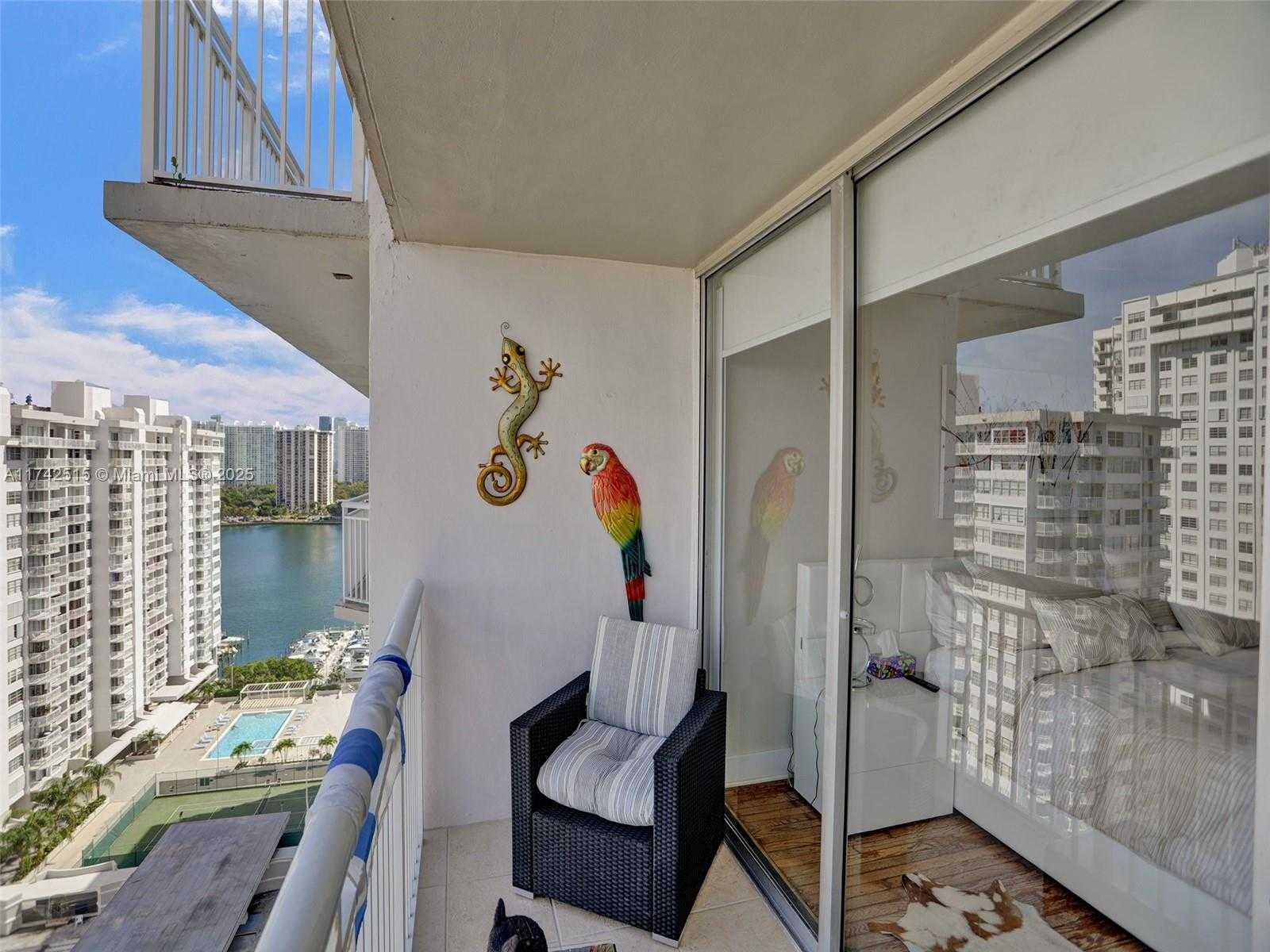 Small Image of 18011 BISCAYNE BLVD #1904, Aventura Number 55