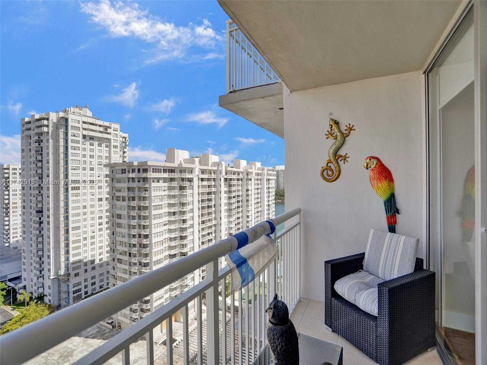 Small Image of 18011 BISCAYNE BLVD #1904, Aventura Number 56