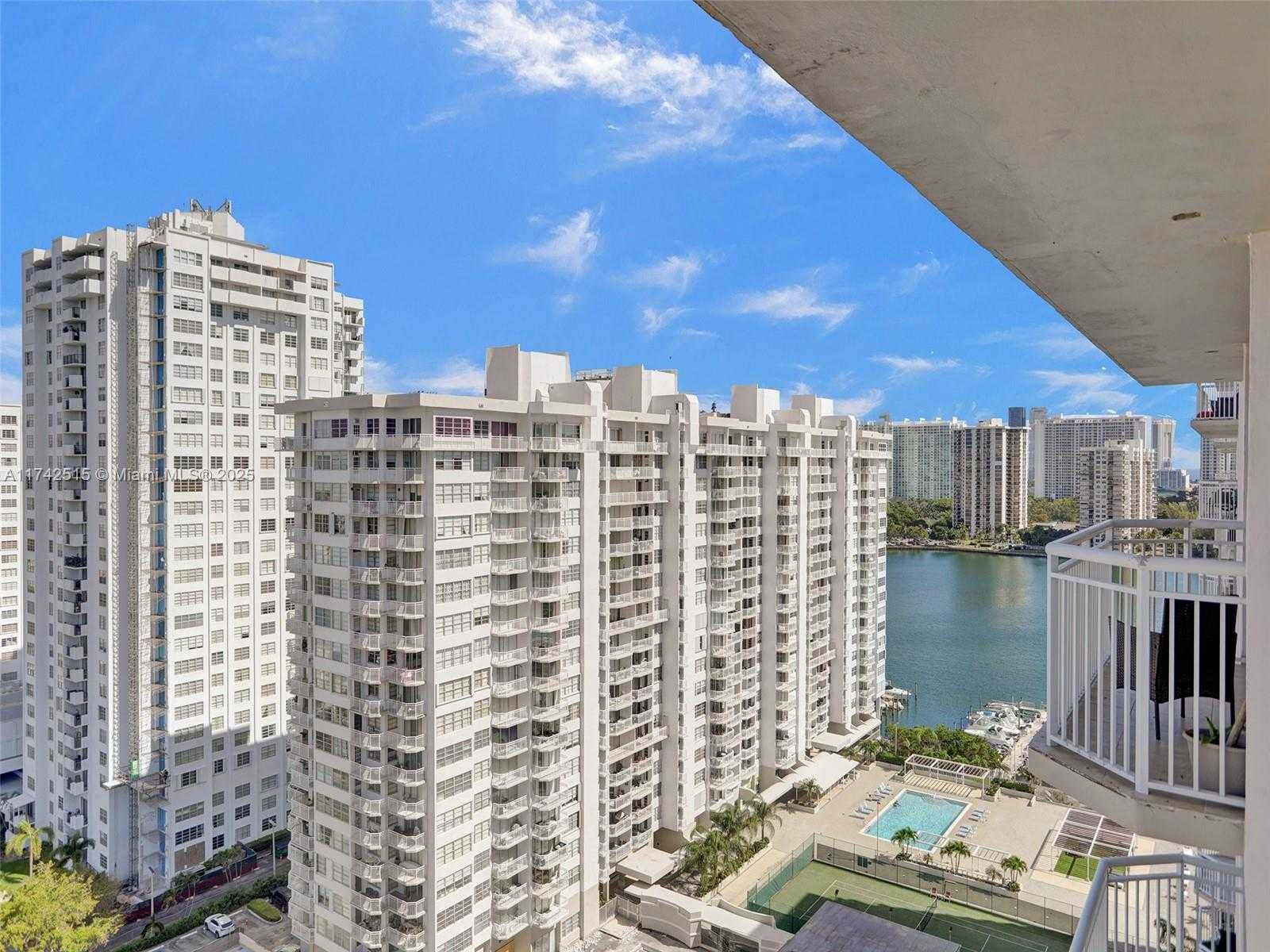 Small Image of 18011 BISCAYNE BLVD #1904, Aventura Number 58