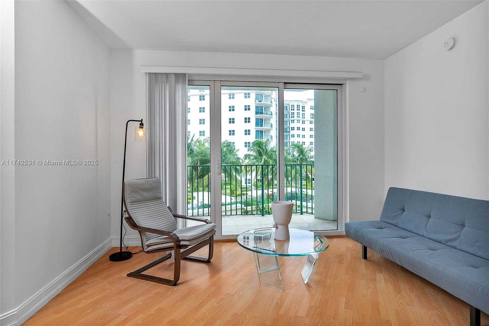 Small Image of 19900 EAST COUNTRY CLUB DR #716, Aventura Number 4