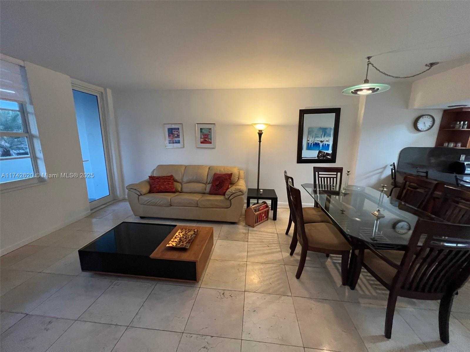Small Image of 100 LINCOLN RD #343, Miami Beach Number 3